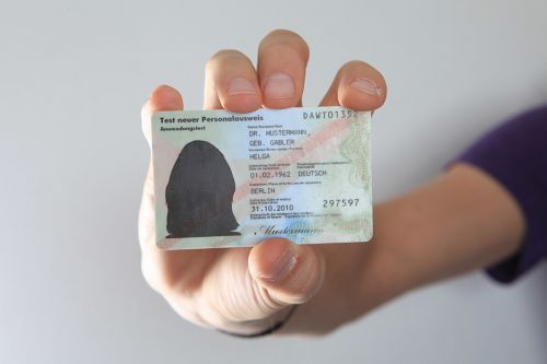 Pflicht zur Mitführung eines Personalausweises